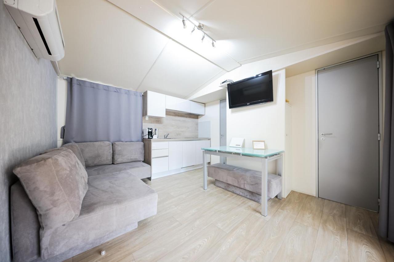 Ms Estrada Mobile Homes Биоград-на-Мору Экстерьер фото